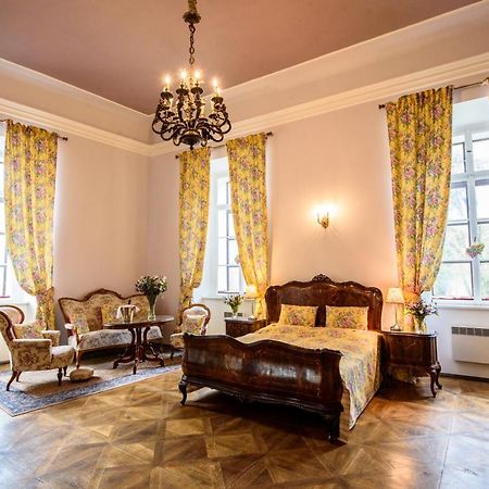 Chateau Hostacov Hotel Luaran gambar