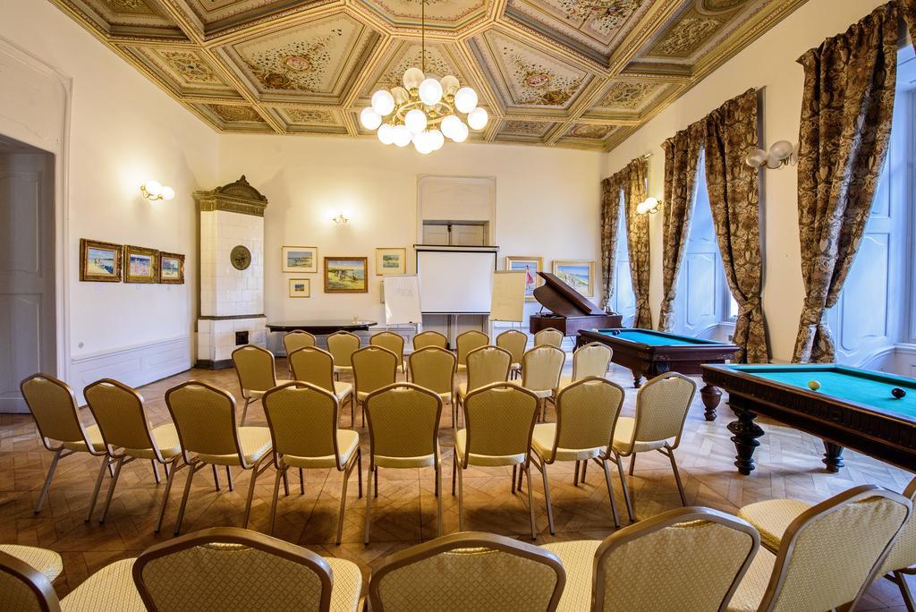 Chateau Hostacov Hotel Luaran gambar