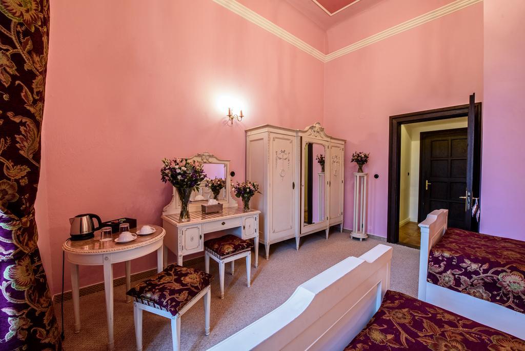 Chateau Hostacov Hotel Bilik gambar